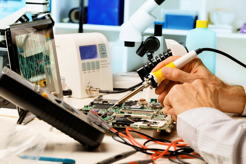 Tech Repair Professional